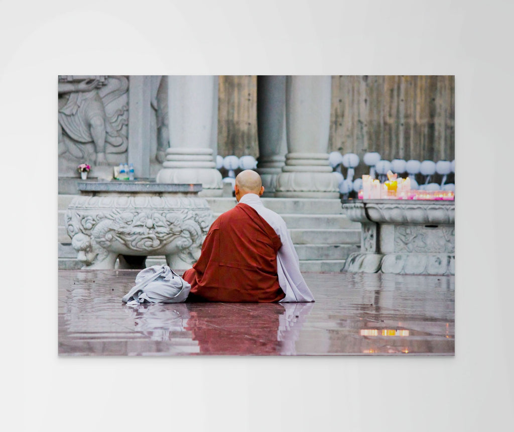 Held in Stillness, Seoul